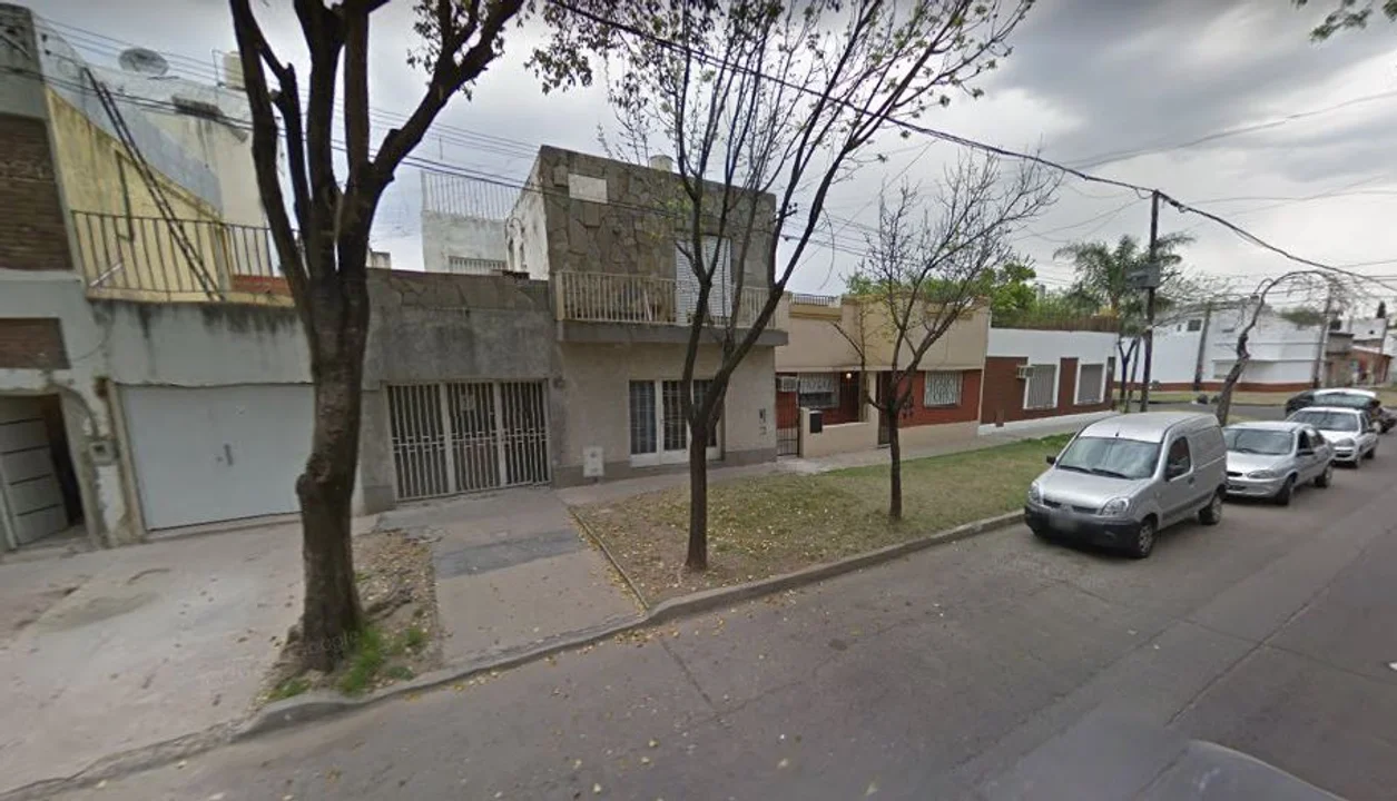 Murió un hombre al incendiarse su casa en barrio Azcuénaga