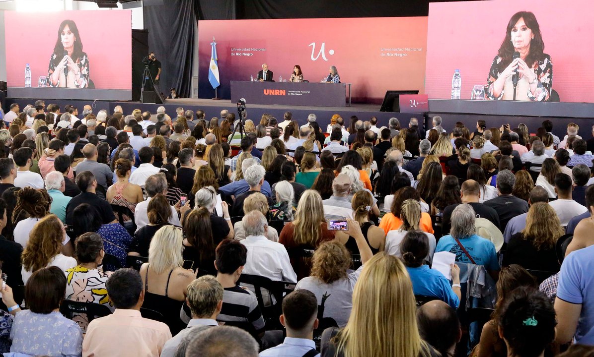 CFK habló en Río Negro y sentenció: "No estamos frente a un Estado democrático"