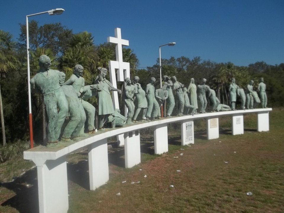 Memorial en el sitio donde ocurrió la Masacre de Margarita Belén. 