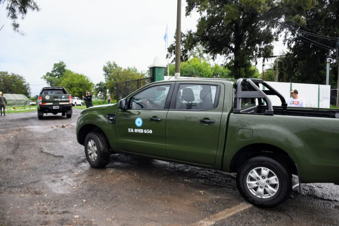 Desembarcan más vehículos del Ejército nacional para patrullar en Rosario